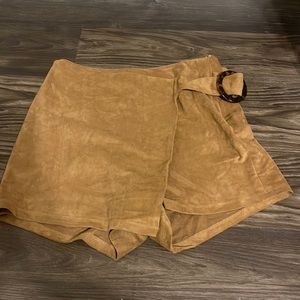 Hem and Thread Skort Size S
